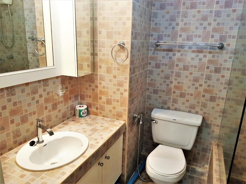 Cozy Studio Near Jomtien Beach - Thip Condotel - Walk to the Sea photo 3