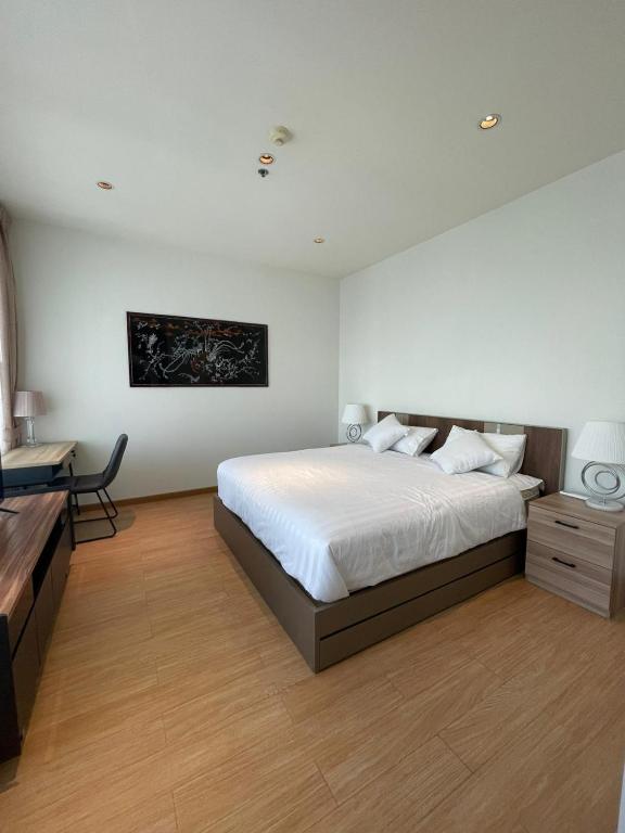 The Emporio Place photo 2