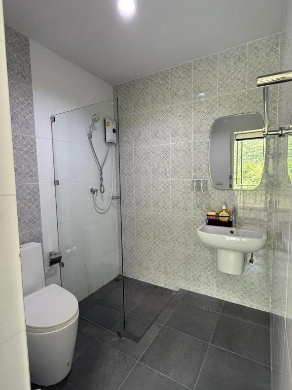 TN KAMALA Room For Rent photo 3