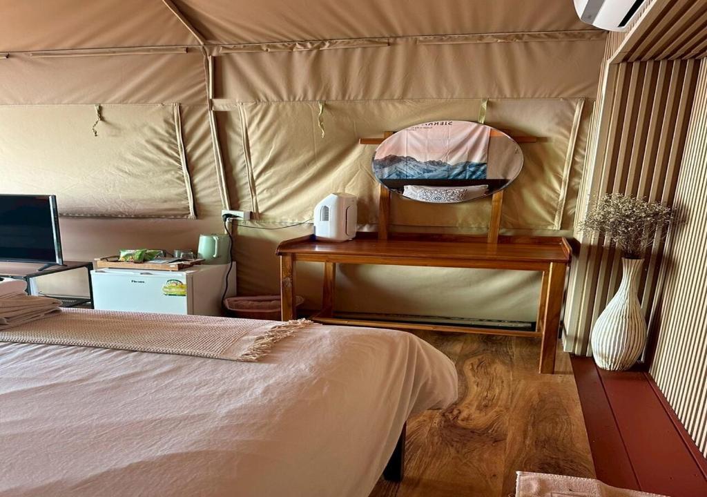 Taara Montana Resort photo 2