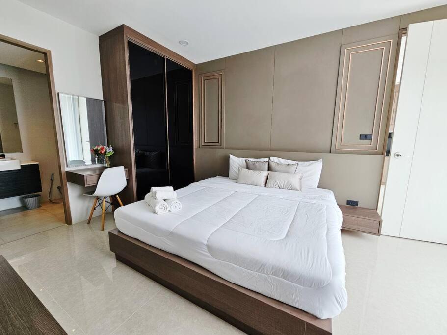 Seaview room nice sunset Patong photo 2