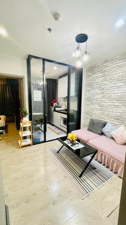 The base Central Pattaya 290 by Numam photo 2