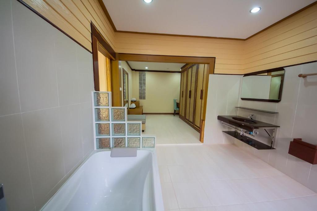 Taman Resort photo 3