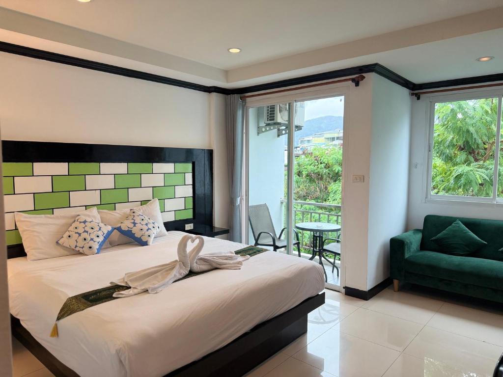 COZY Residence Patong photo 2