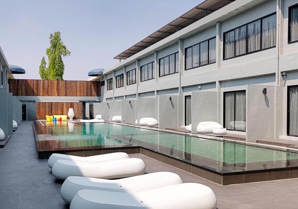 S Ratchada Leisure Hotel photo 3