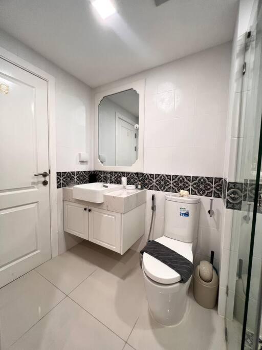 The Orient resort and spa Pattaya entire of apartment photo 3