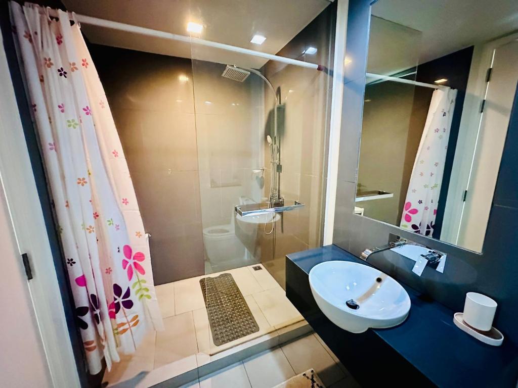 Zire Wongamat Condo photo 3