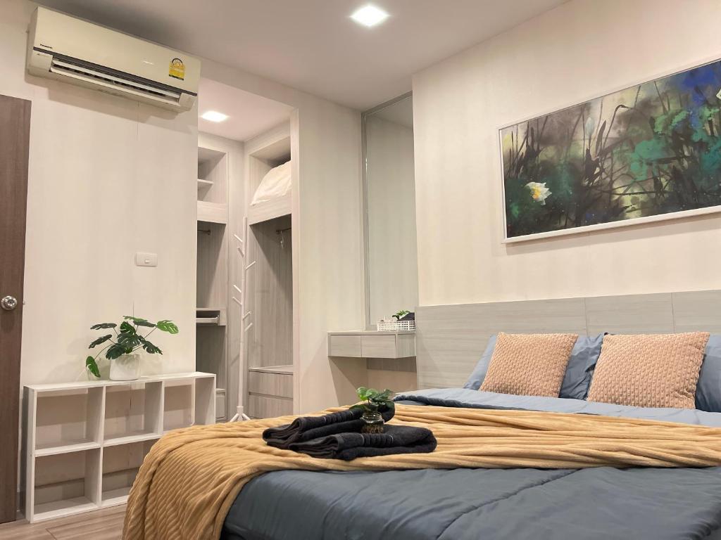 The Prio condo - by May photo 2
