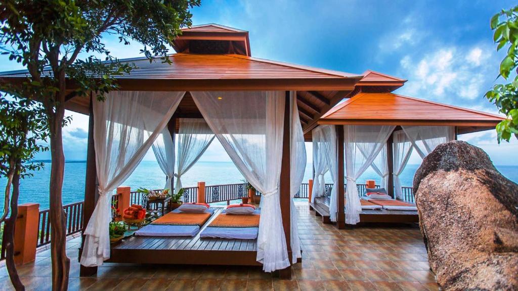 Samui Bayview Resort & Spa - SHA Plus photo 2