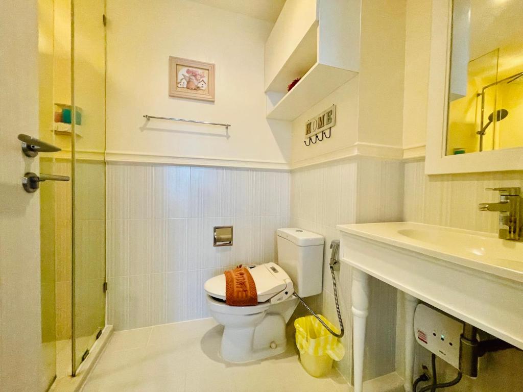 Summer Huahin Condo 2 Bedrooms Pool View Classic Room photo 3