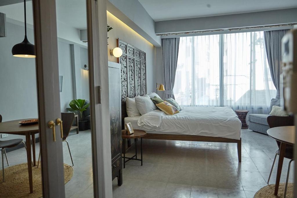 Stylish Studio in Prime Sukhumvit-Next to BTS Nana photo 2
