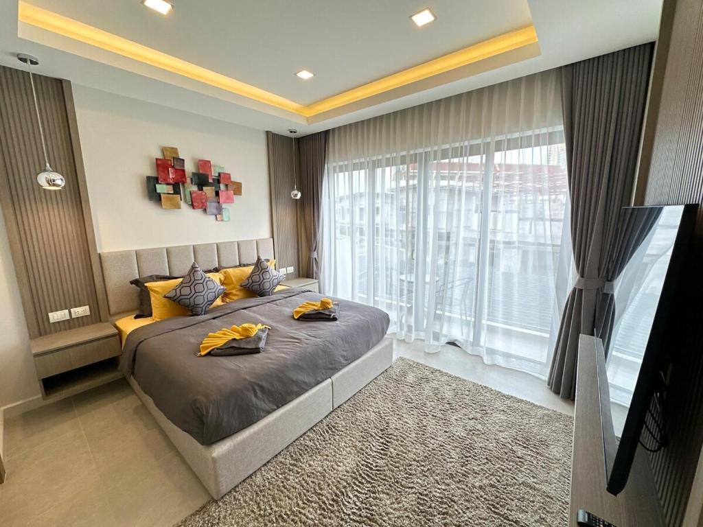 Super Luxury 4 Bedroom Private Pool Villa with Jacuzzi photo 2
