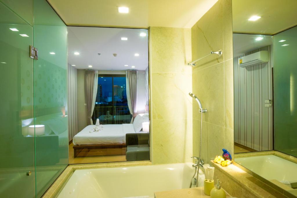 The Astra Suites photo 3