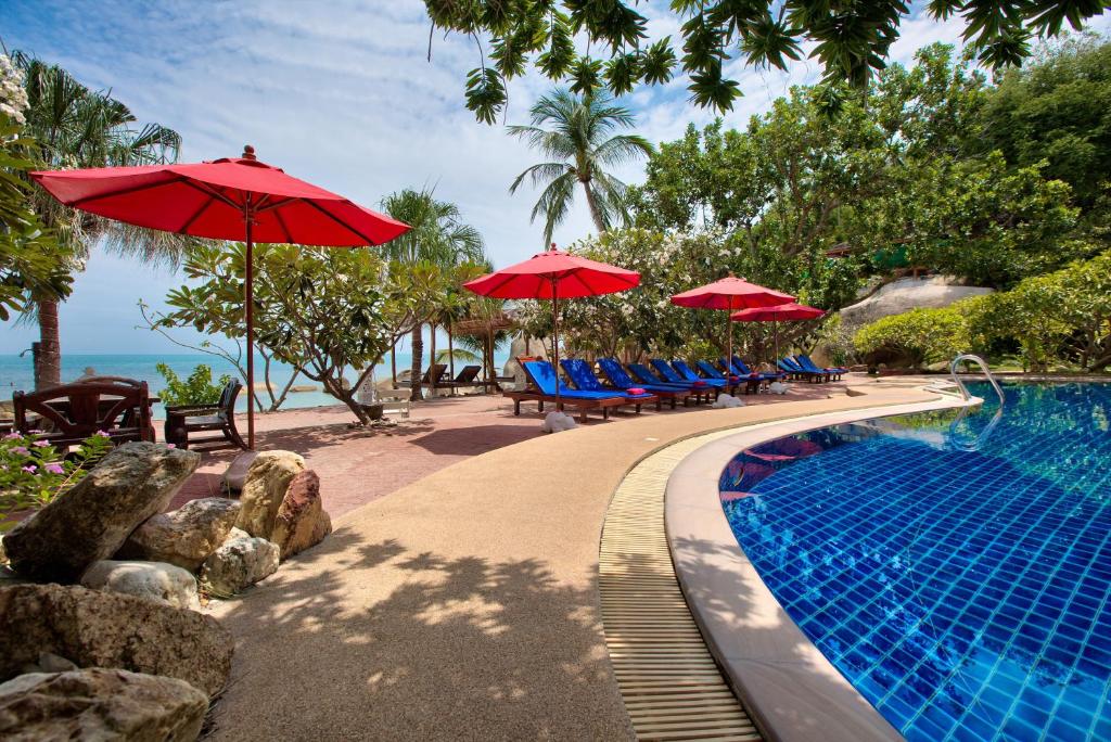 Crystal Bay Yacht Club Beach Resort photo 2