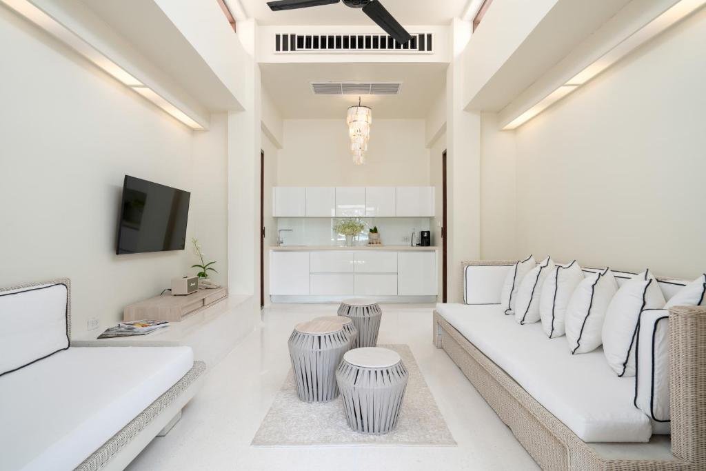 SALA Samui Choengmon Beach Resort photo 3