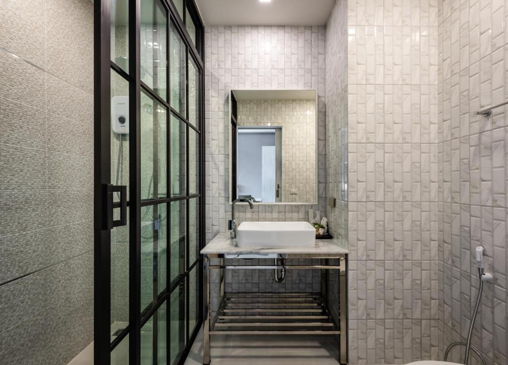 TREX Buriram Boutique Hotel photo 3