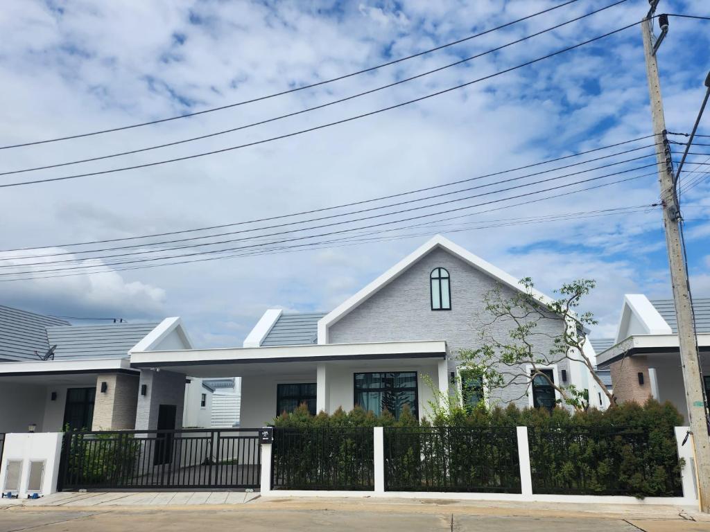 SS Home — photo 1