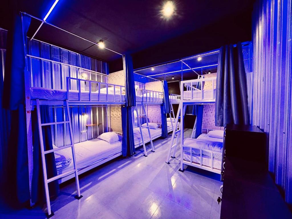 The Lab Sleep Hostel photo 2