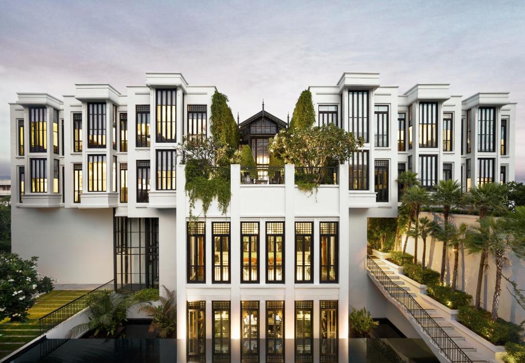 The Siam — photo 1