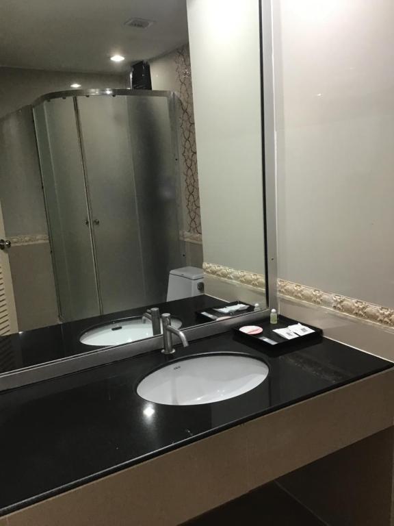 Tonkoon Hotel — photo 1