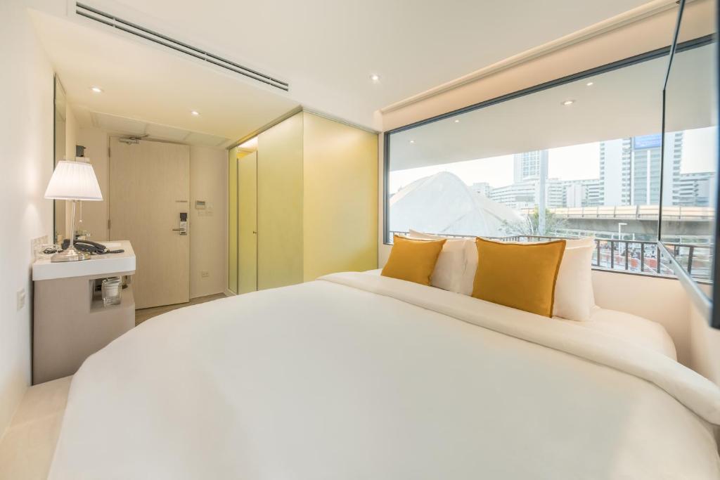 Yello Rooms Hotel Victory Monument — photo 1