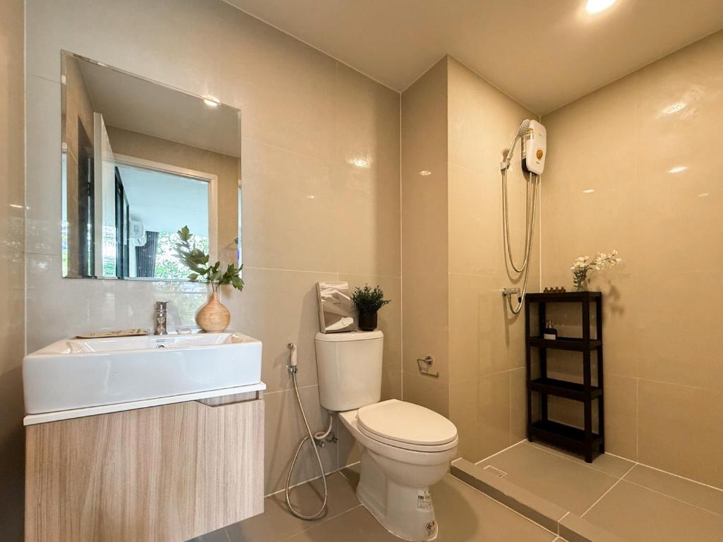Serene Tropical 1BR - Ultra Fast Wifi - Sathorn photo 3