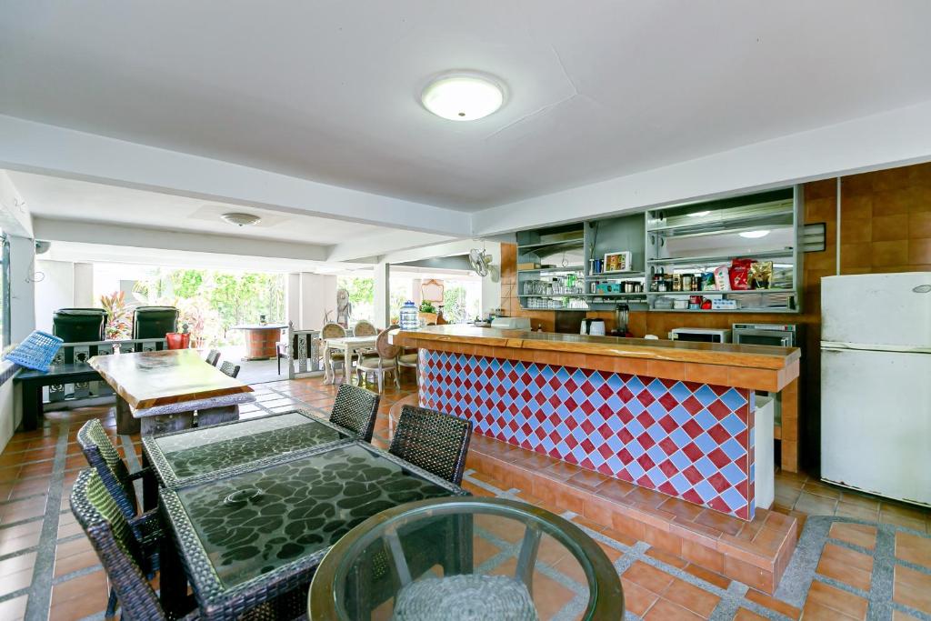 Wong Amat House photo 3