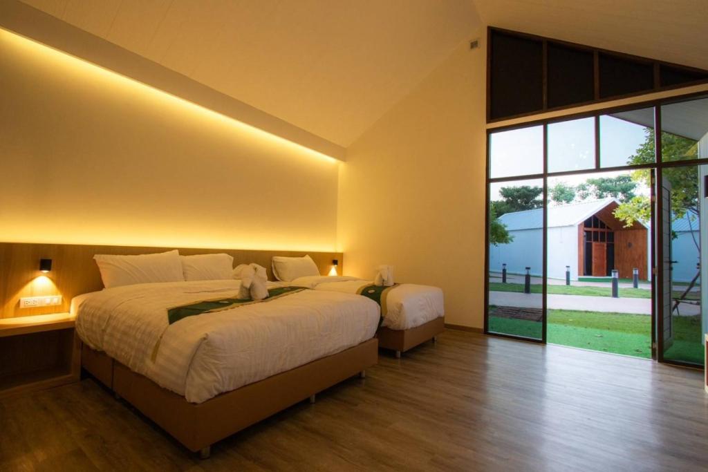 THE O-ZONE AIRPORT Riviera Lodge photo 2