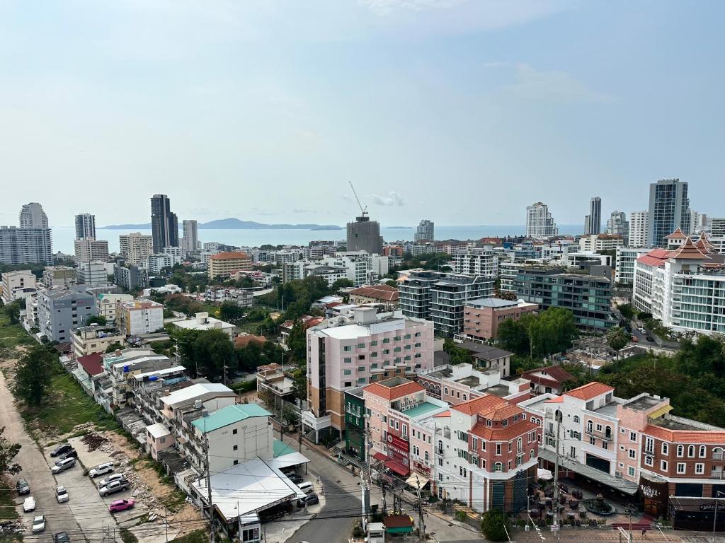 Jomtien Treetops Condo photo 2