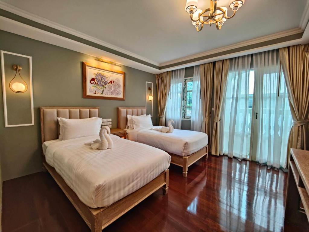 Siri Grand Bangkok Hotel photo 2