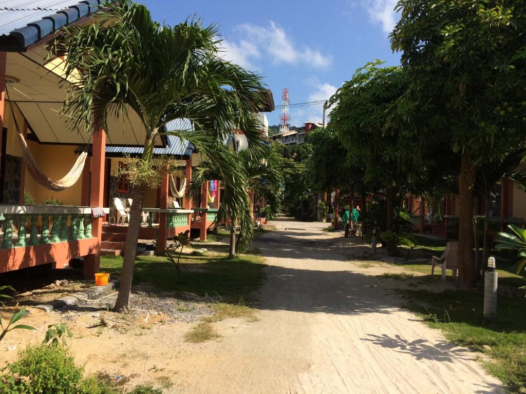 Suksabai Resort photo 3