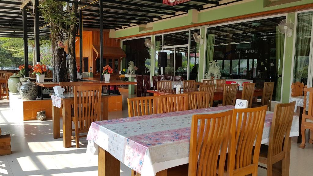 Ruen Narisra Resort photo 3