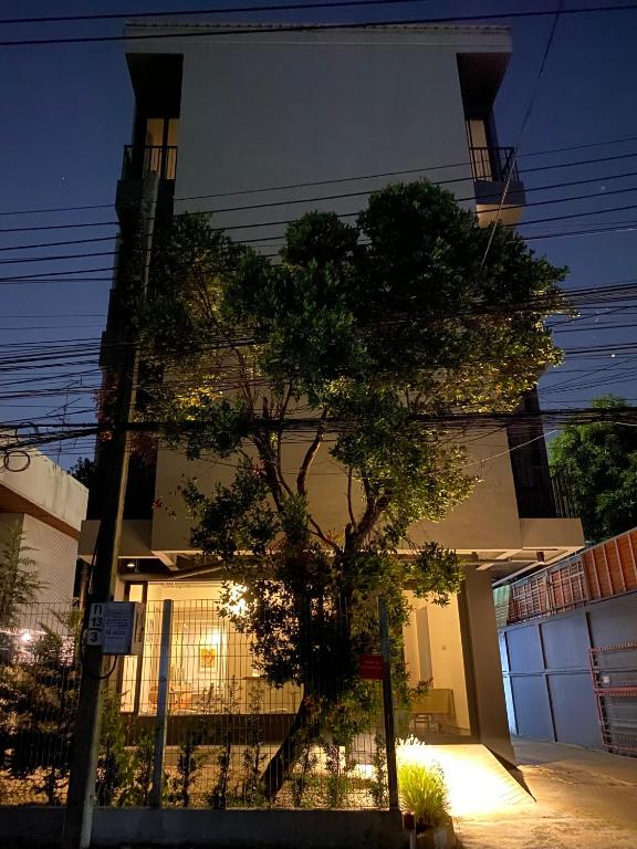 THE CELESTRAIL - Apartment - Check-In by Appointment Only - Non-hotel - Onnut BTS photo 3