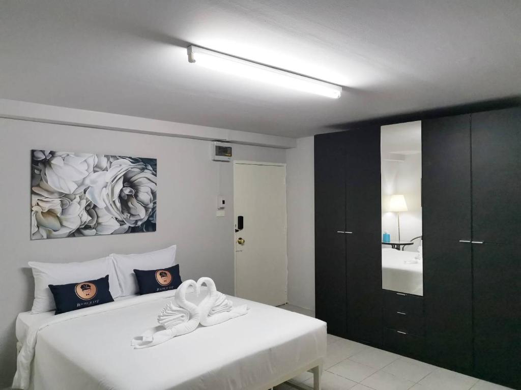 RoomQuest Ratchada MRT Bangkok photo 2