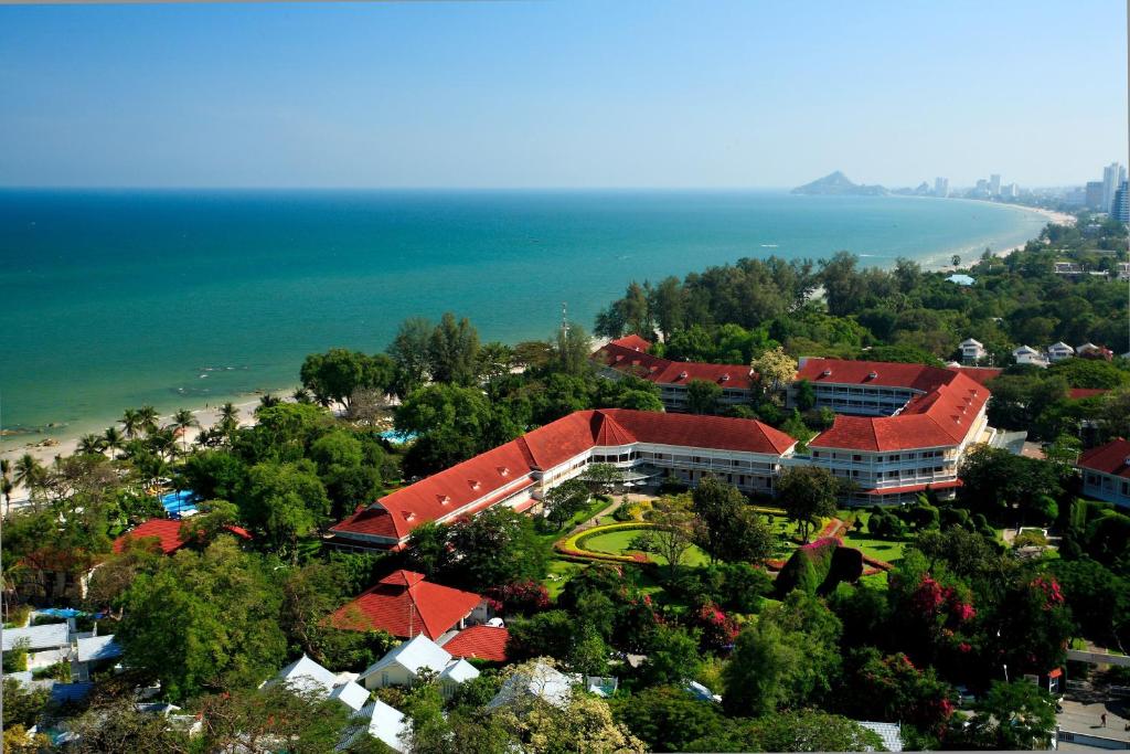 Centara Grand Beach Resort Hua Hin — photo 1