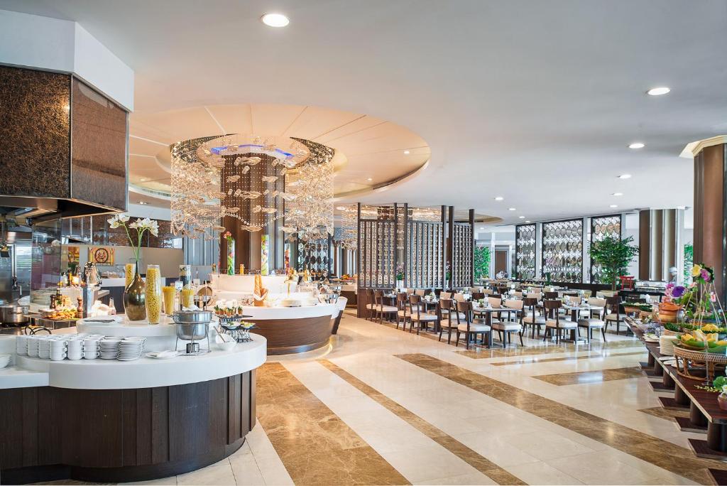 The Berkeley Hotel Pratunam photo 3