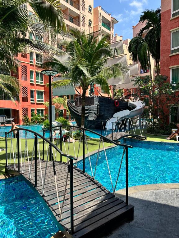 Seven Seas Jomtien 4 floor pool view — photo 1