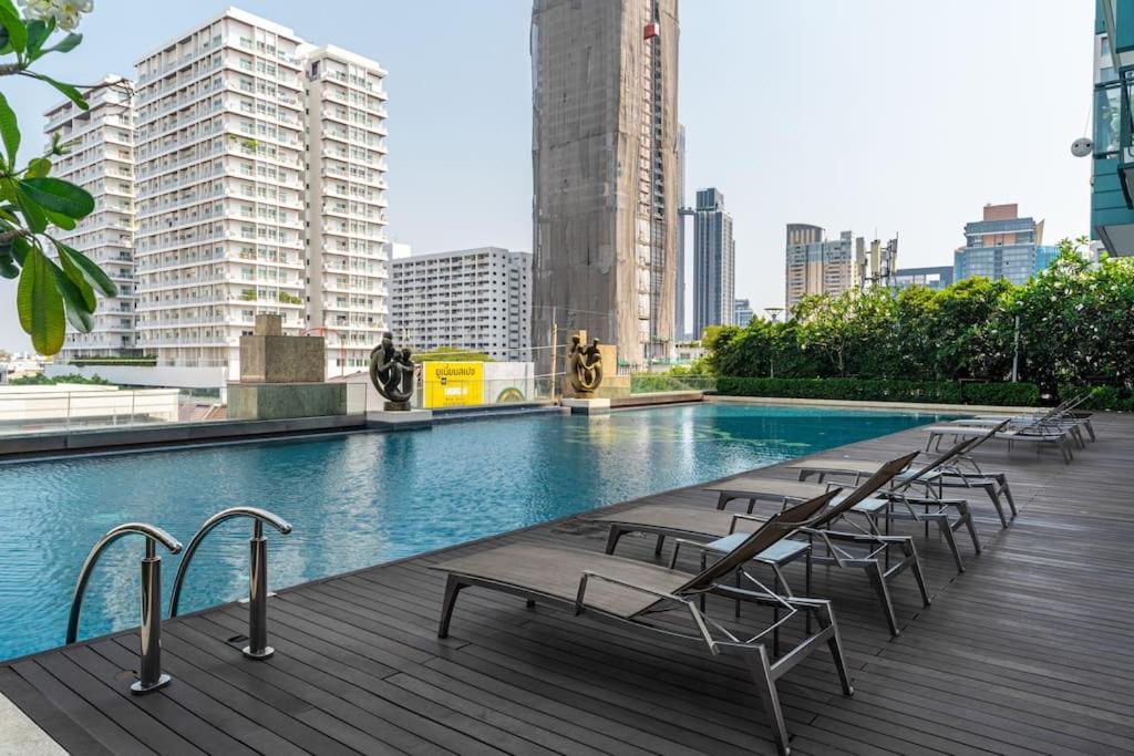 Thonglor area 1 Bedroom FastWiFi Sauna Big Swimming Pool 38 — photo 1