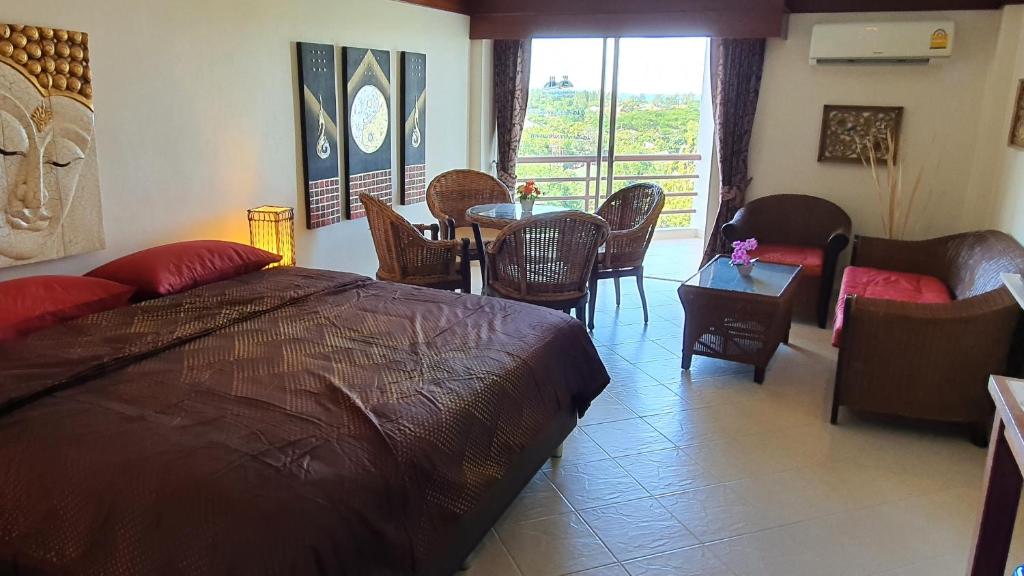 SEA SAND SUN CONDOMINIUM RAYONG Double Superior Condo with seaview - 7th floor free wifi photo 2