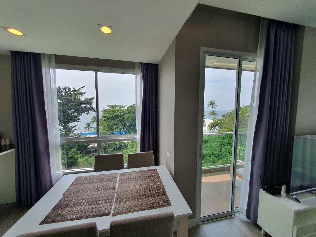 The Exclusive @WON Beach Suite & Toproof Pool photo 2