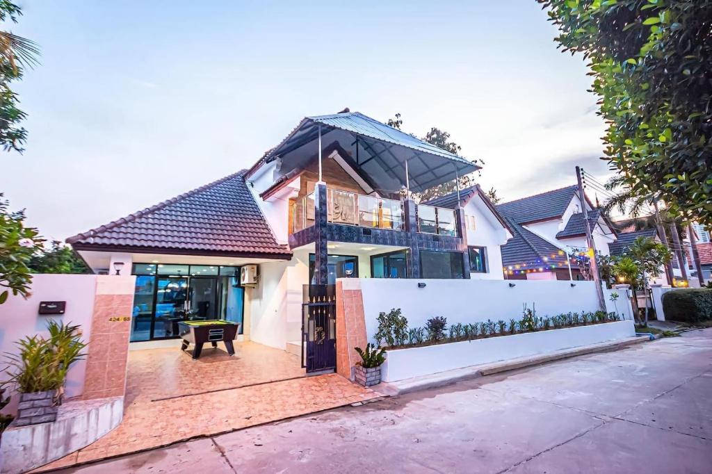 Soi 15 Thappraya Pool villa- 5km to Jomtien beach — photo 1