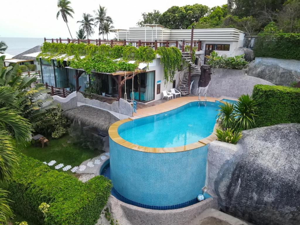 The Rock Samui Beach Resort photo 2