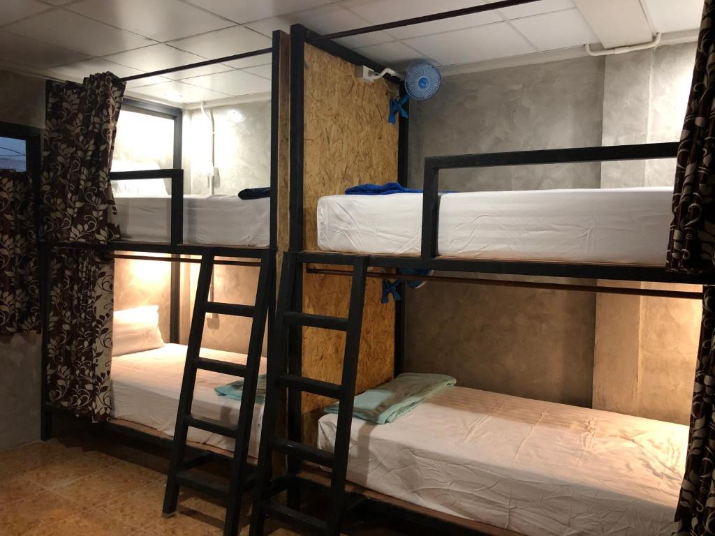 The Best Hostel Koh Payam photo 2