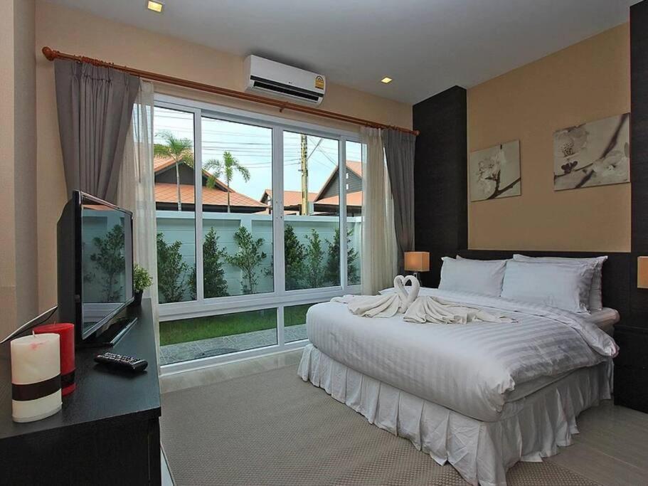 The time poolvilla C20 photo 2