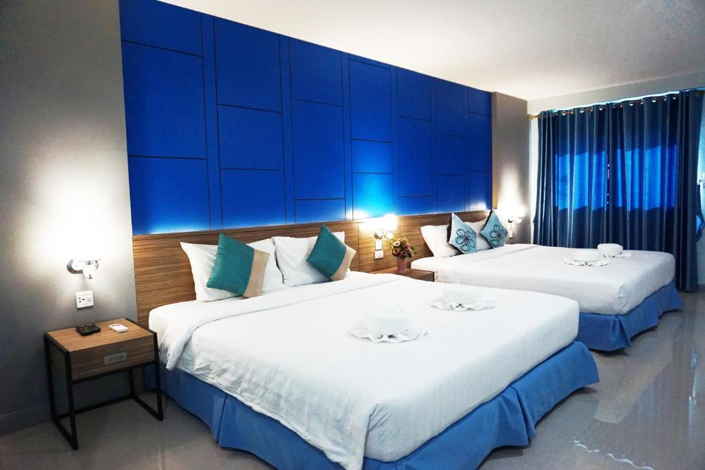 Saint Tropez Resort photo 2