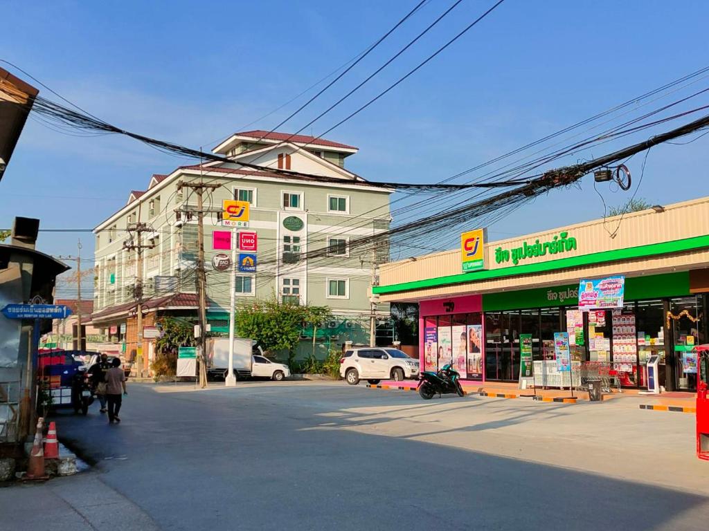 Tisaraporn Resident — photo 1