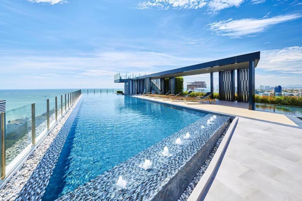 The Base Central Pattaya by WWC — photo 1