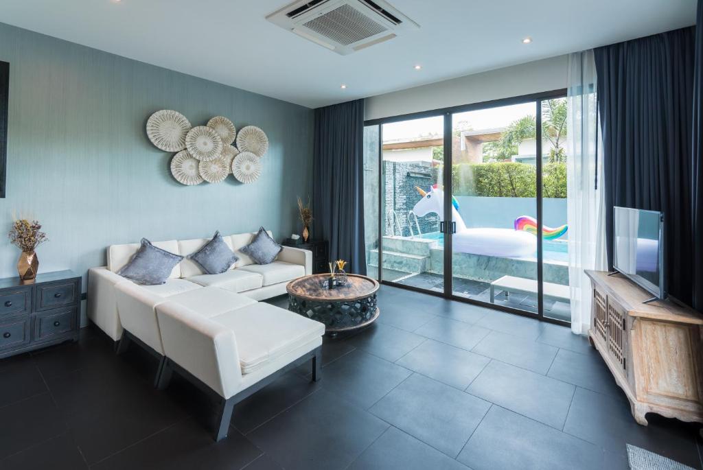 The Infinity Private Pool Villa photo 2