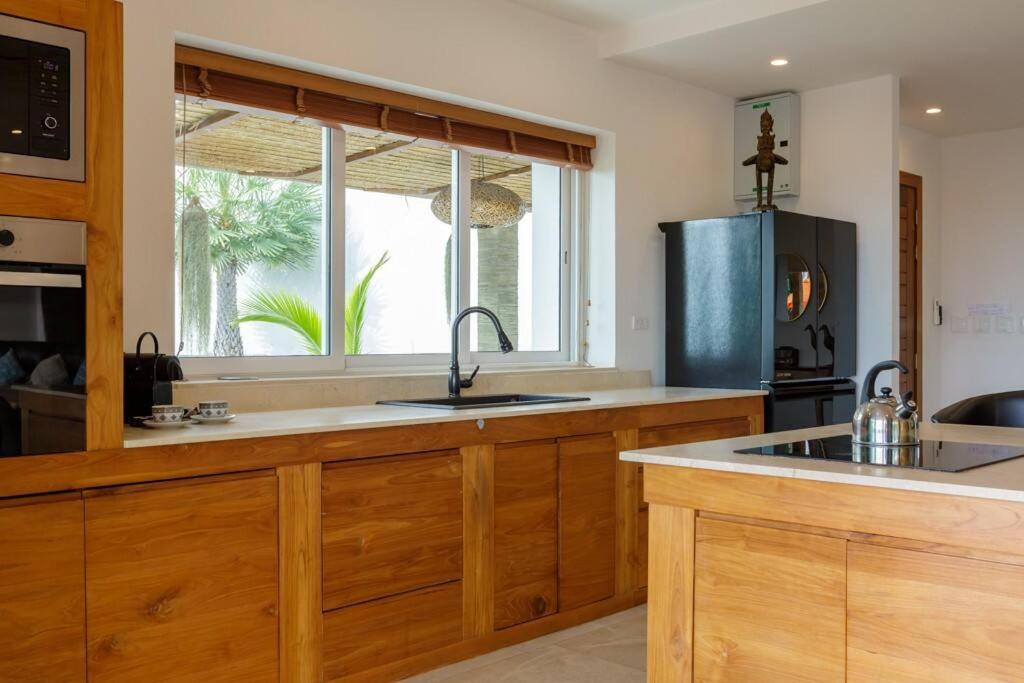 SunTien a spectacular 4br beach front pool villa photo 3