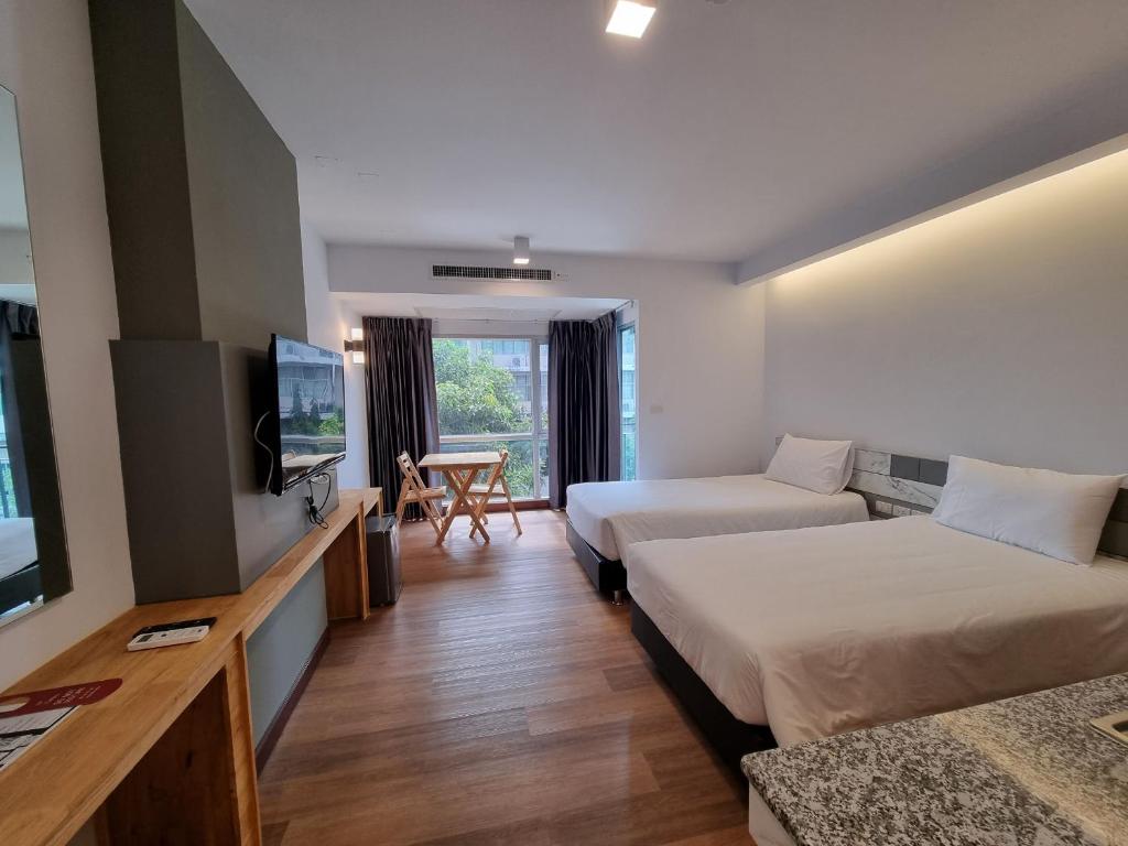 The Key Point Hotel photo 2